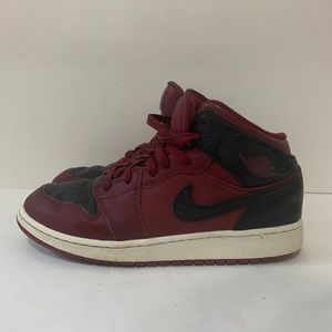 Jordan 1 Mid Team Red Black White Women’s 8